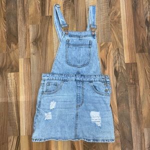 Overall dress